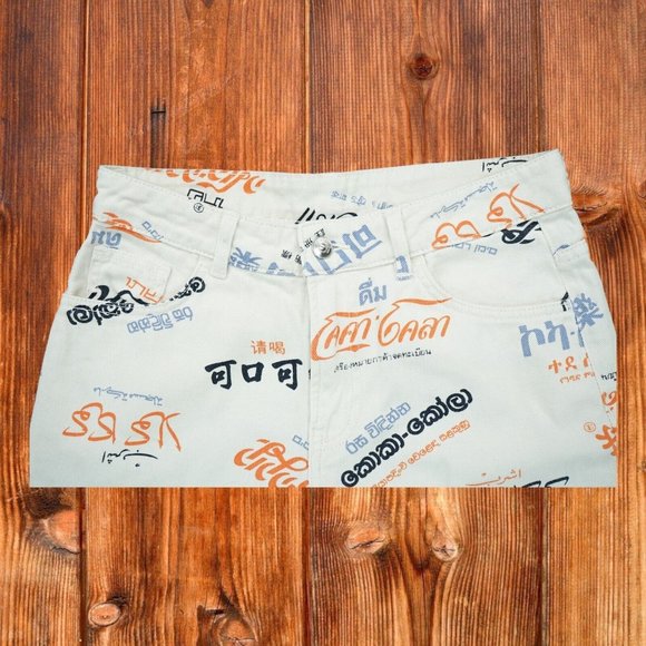 H&M Divided Women's Jeans Pants White Multi Language Coca Cola High Rise Size 2 - Picture 4 of 6